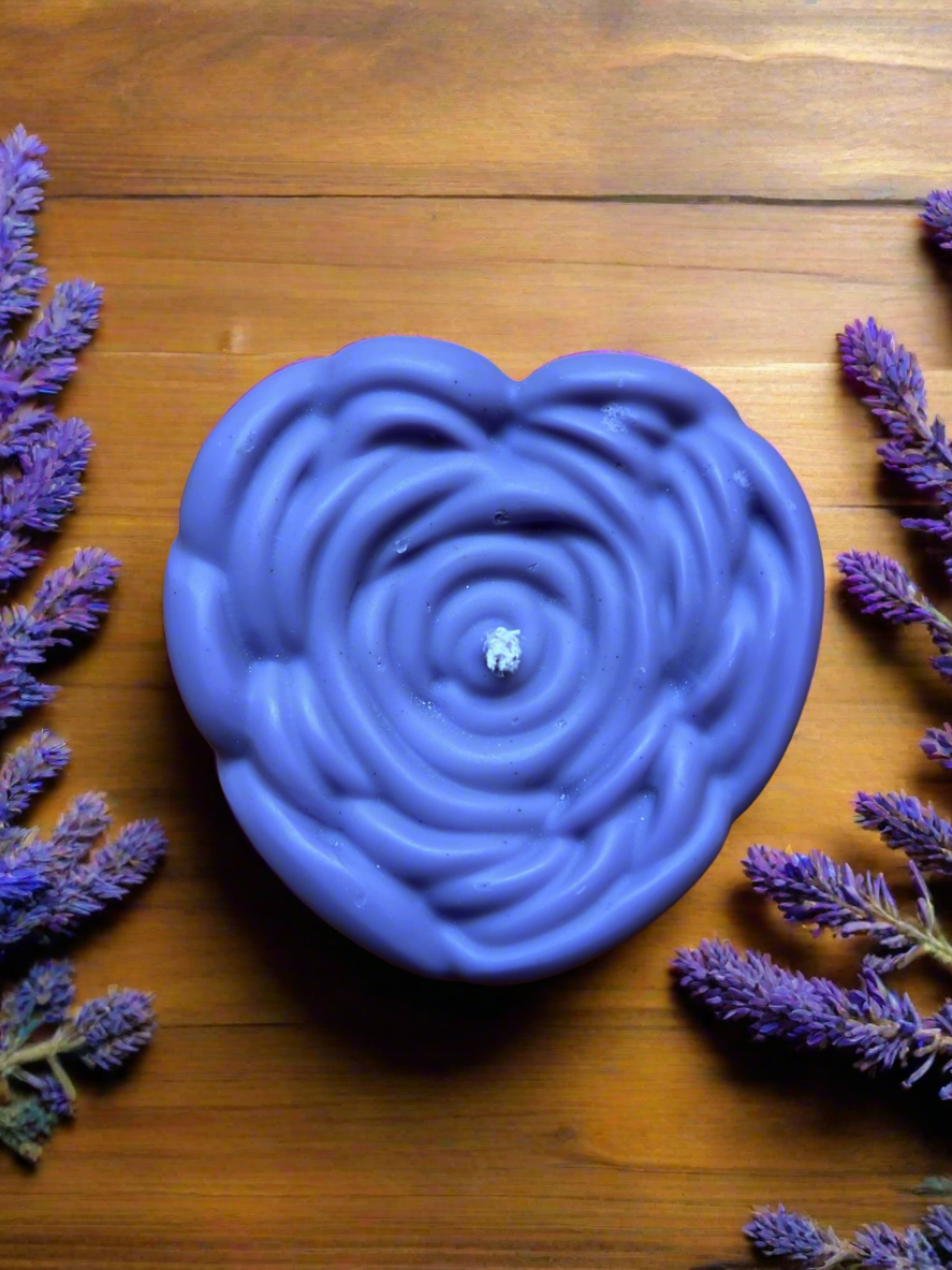 Heart shape flower design candle