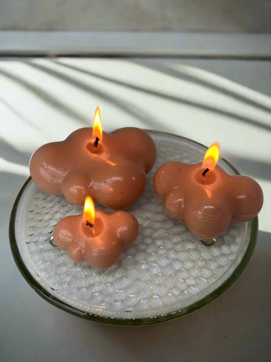 3 pieces cloud set candles + free small golden metal tray